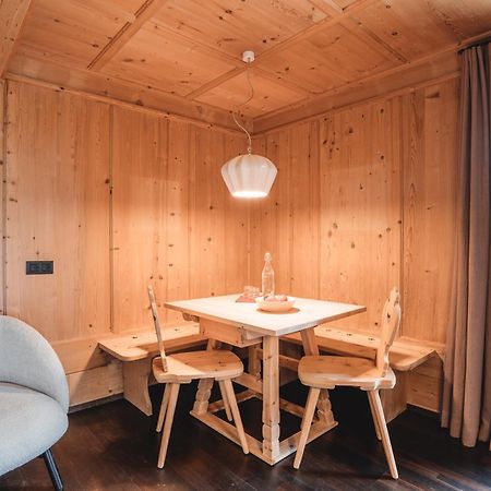 Hotel Kreuzberg Monte Croce Sexten Buitenkant foto